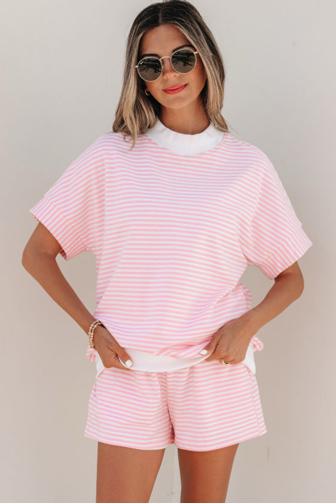 Pink Stripe Cuffed Sleeve Contrast Mock Neck Tee Casual 2pcs Short set