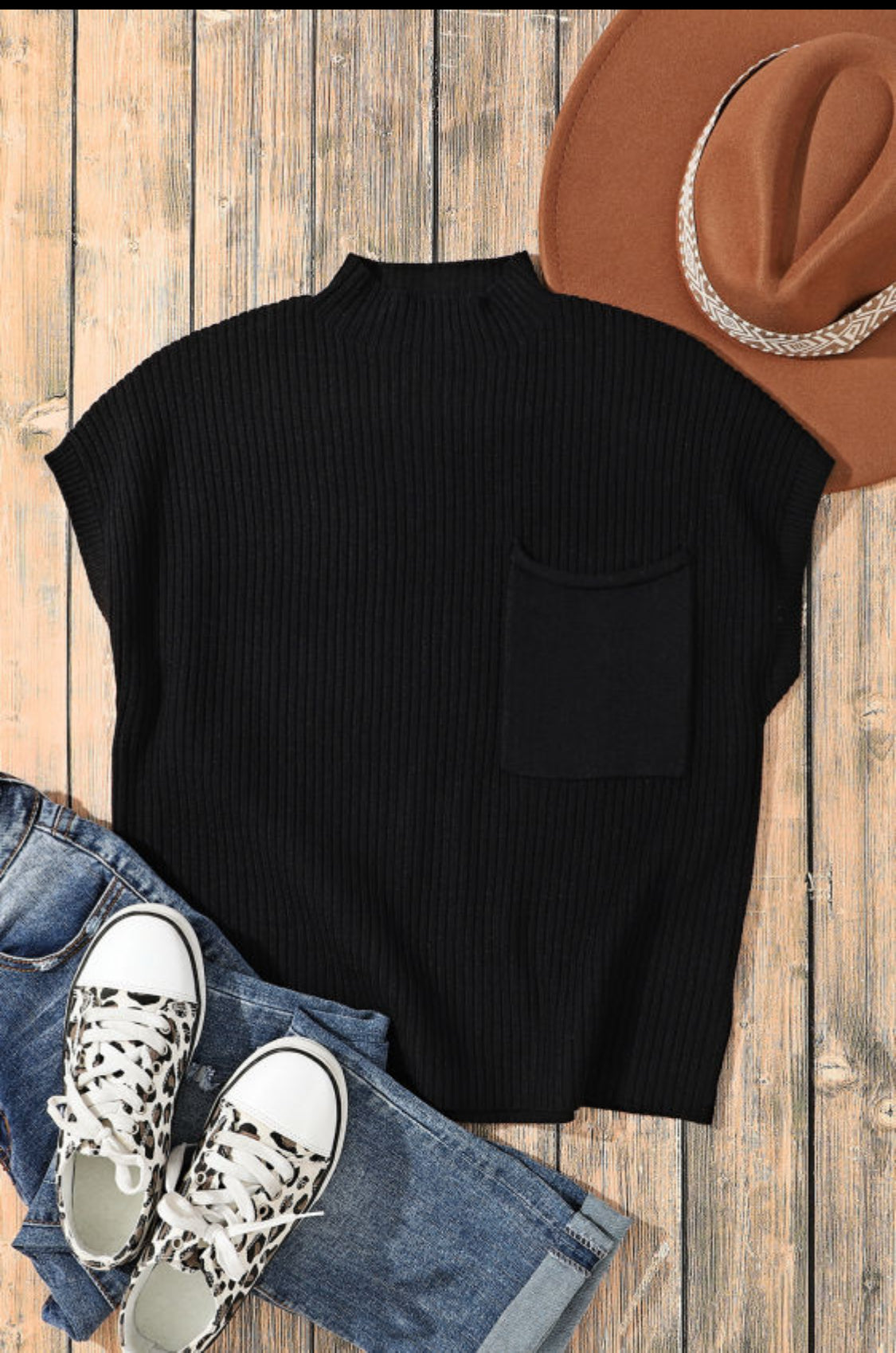 Black Patch Pocket Ribbed Knit Short Sleeve Sweater