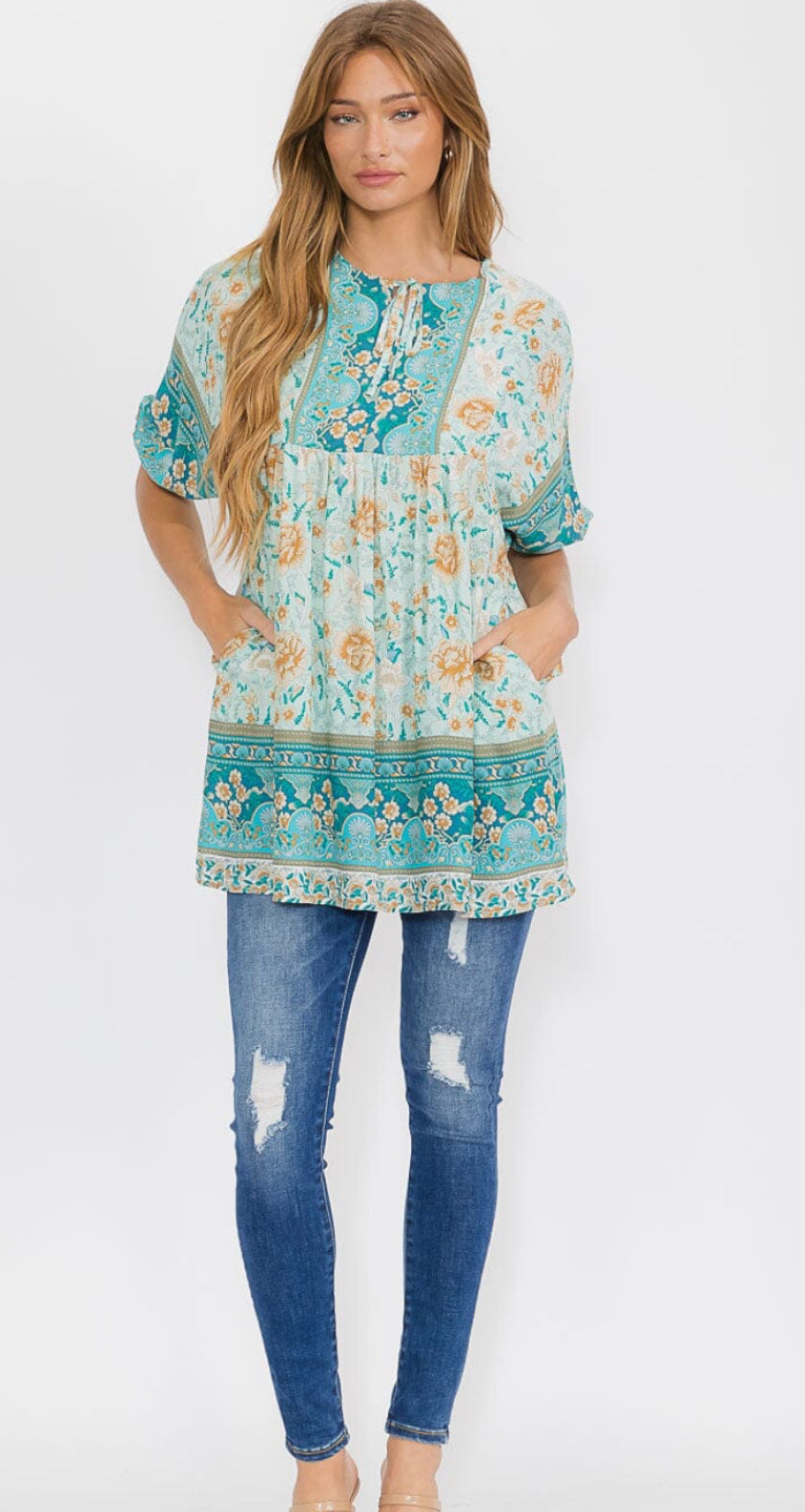 WOMEN'S SHORT SLEEVE TIERED FRONT POCKETS TUNIC BLOUSE